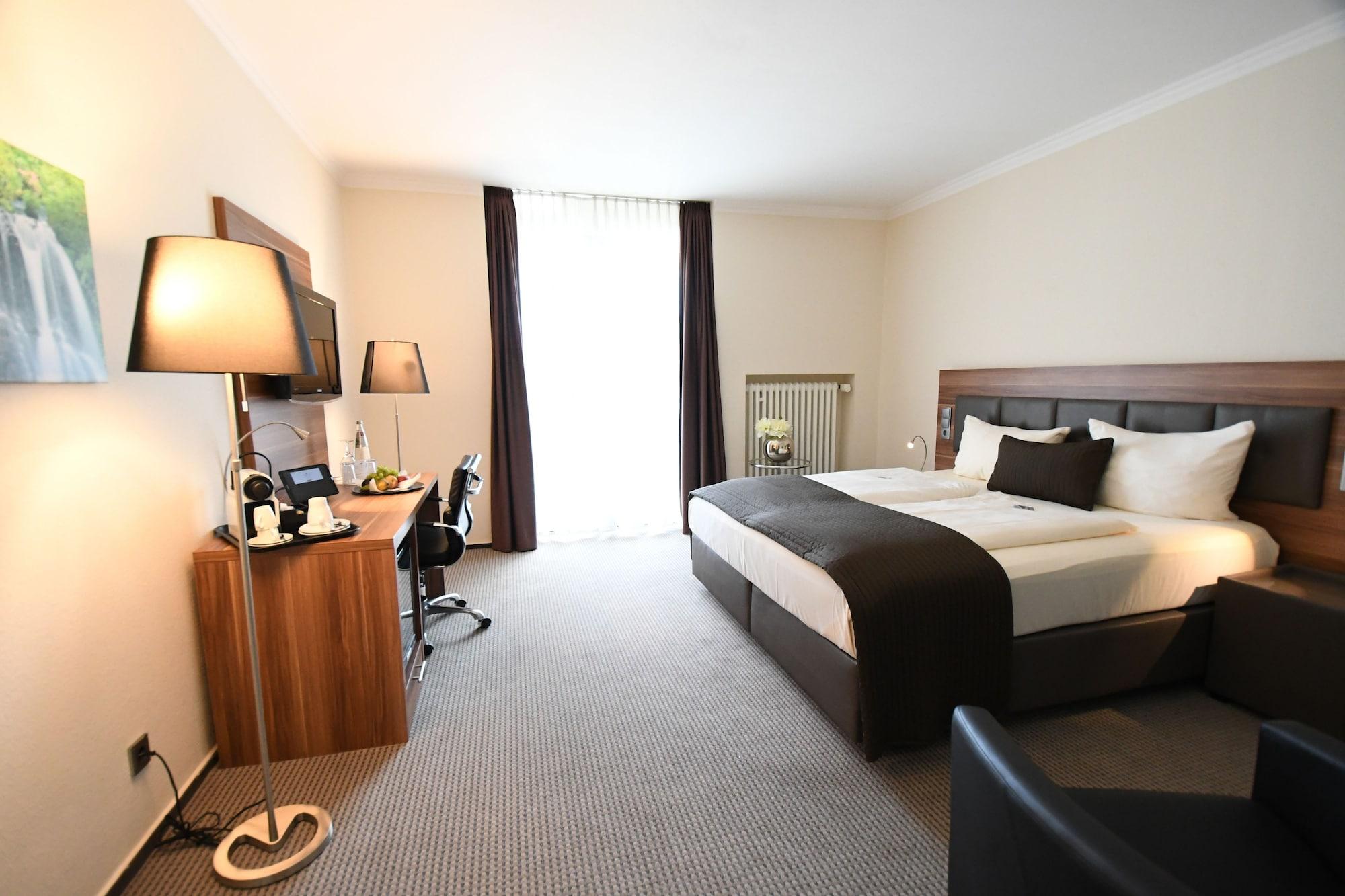 Schlosshotel Kassel Ngoại thất bức ảnh