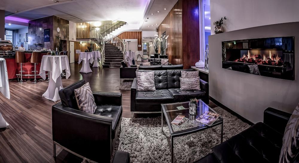 Schlosshotel Kassel Ngoại thất bức ảnh
