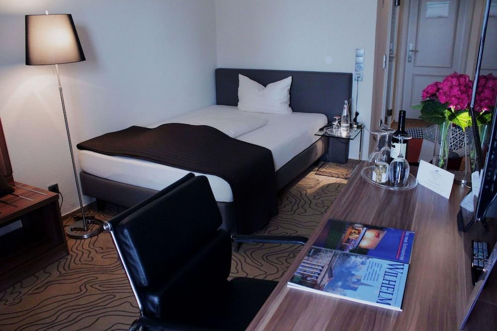 Schlosshotel Kassel Ngoại thất bức ảnh